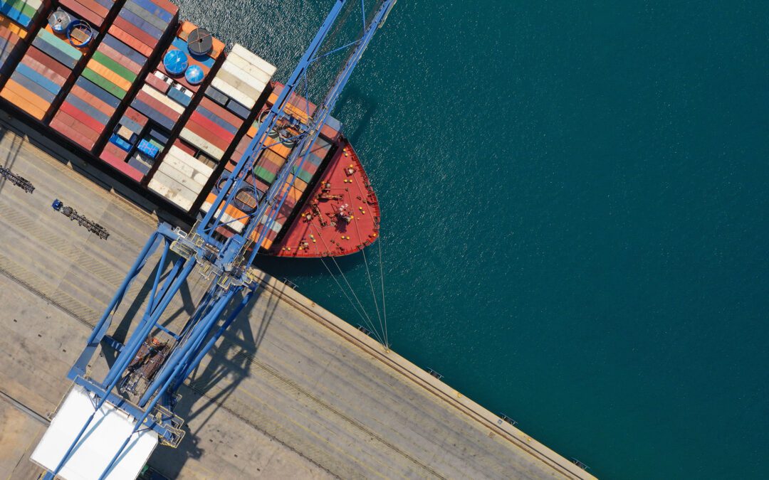 Le potentiel de la propulsion vélique pour décarboner le secteur du transport maritime.